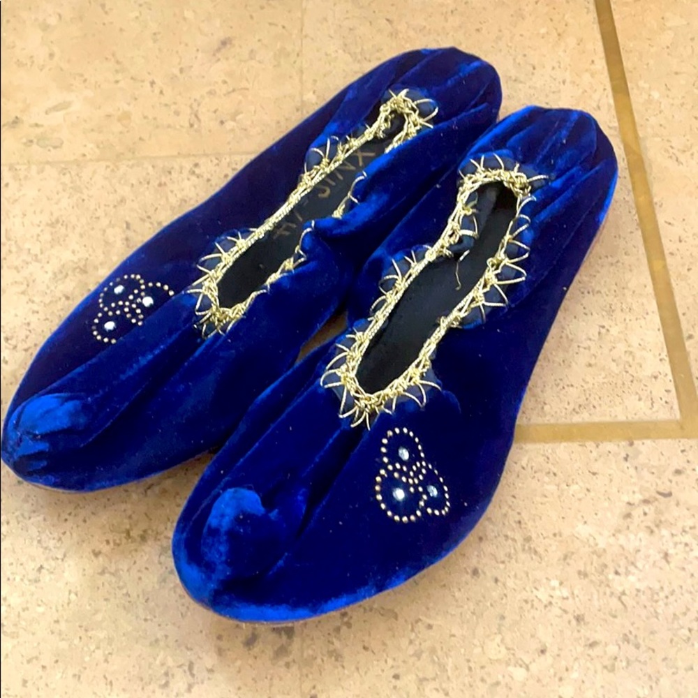 Vintage velour slip ons - Picture 1 of 6